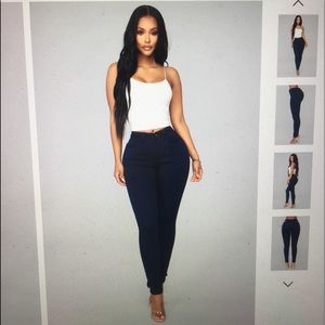 Fashion nova- Navy jeans